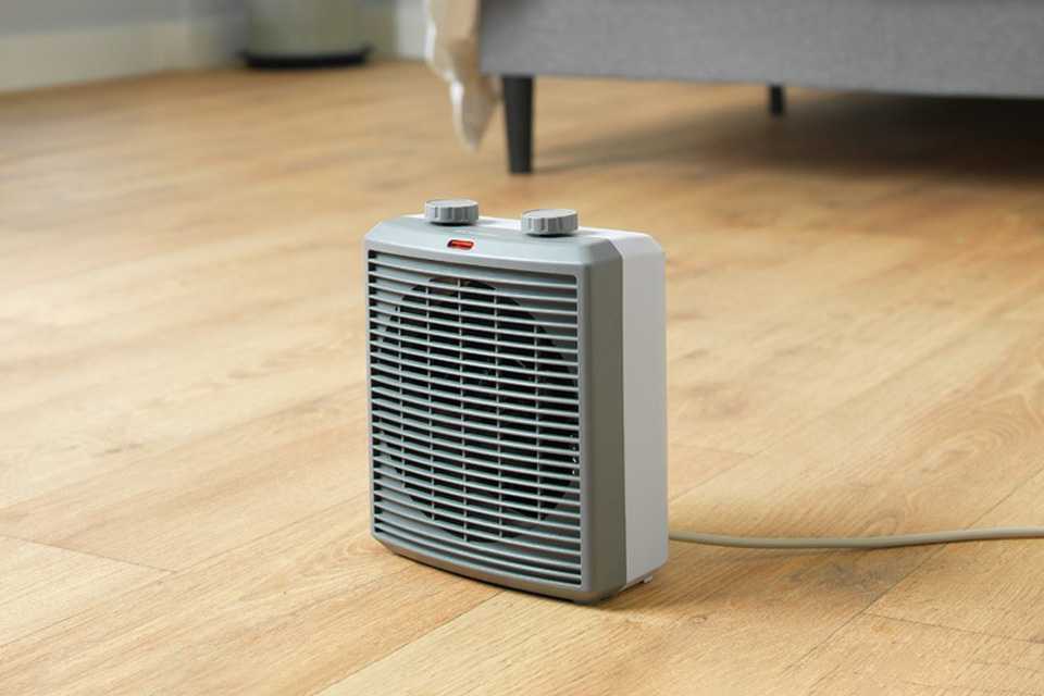 Dimplex DXUF2N 2kW Upright Fan Heater.