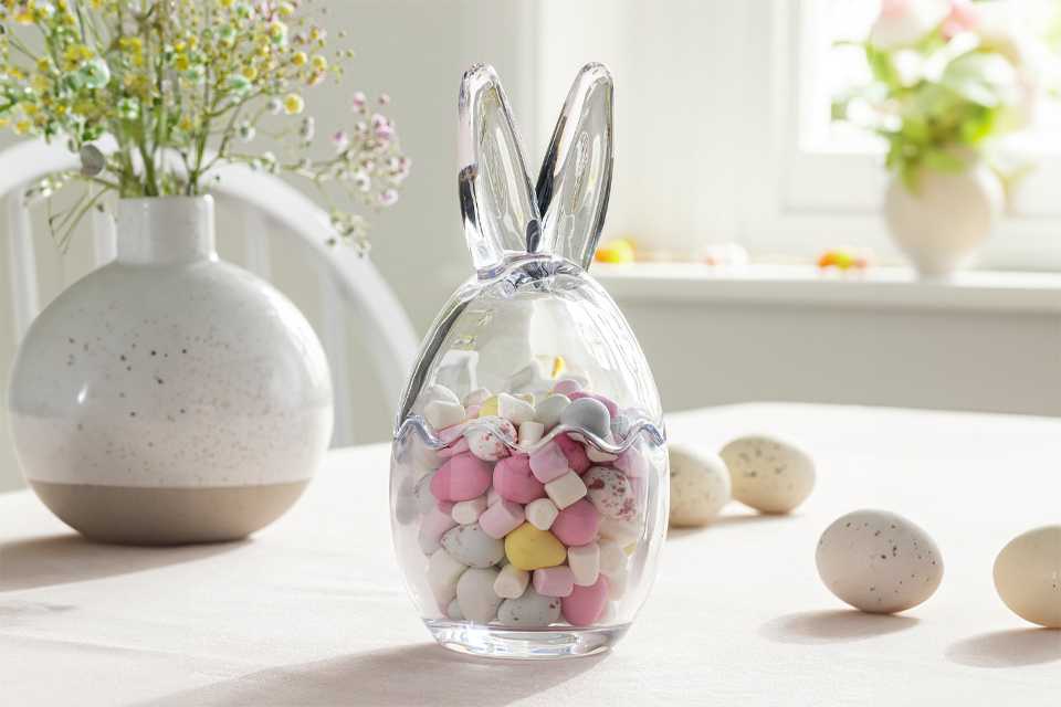 Easter gifts for grown ups. Elegant, fun, and delightfully unexpected presents for every grown‑up on your list.