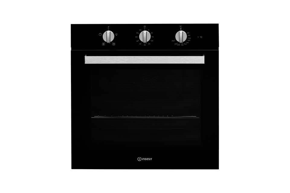 Built-in single oven.