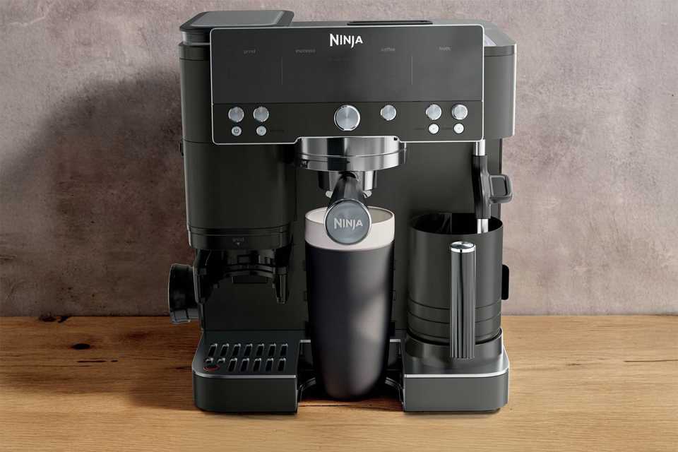 Ninja ES601UKBK Luxe Cafe Premier Espresso Coffee Machine.