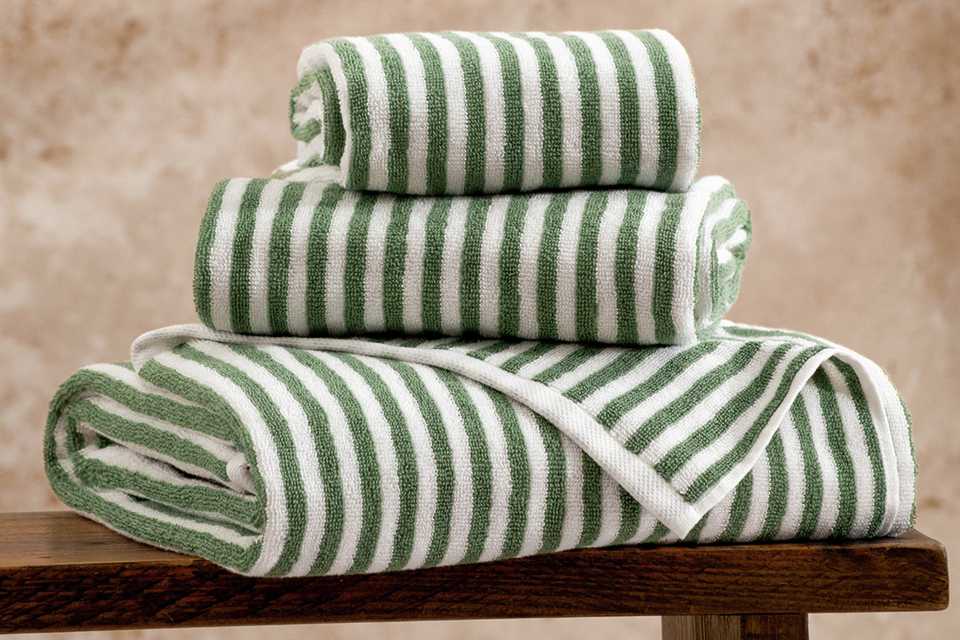 Yard Hebden Stripe Bath Sheet - Forest.