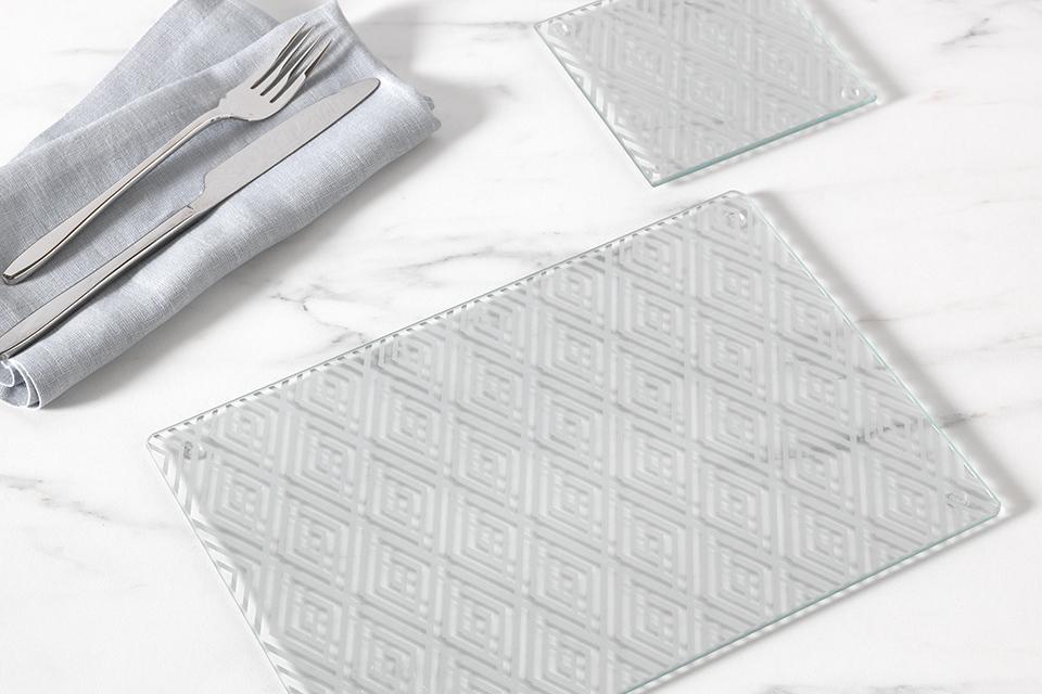 Step 3: Table cloths & place settings.