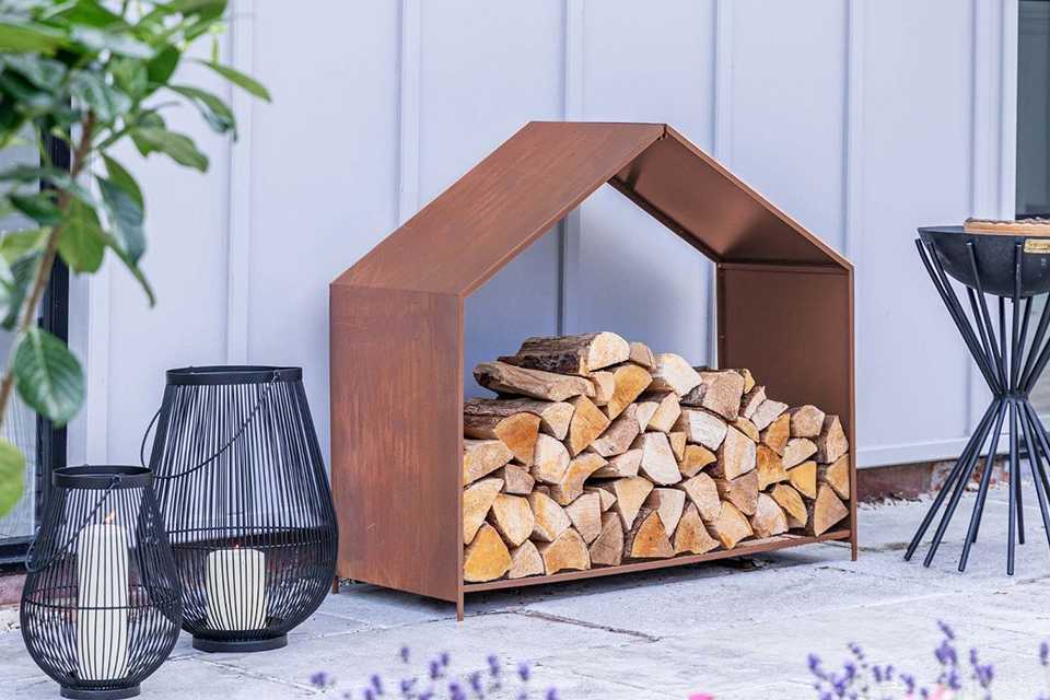 Ivyline Outdoor House Rust Log Storage.