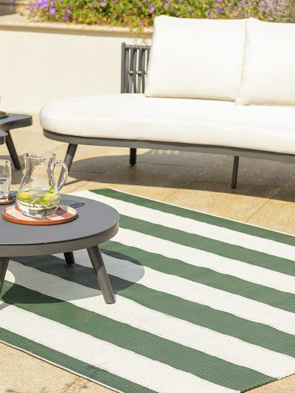 Save on selected garden with code GREEN20.