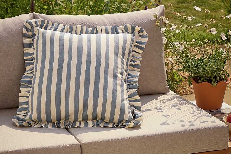 The Stripe edit. Stripes are trending this season on the latest homewares.