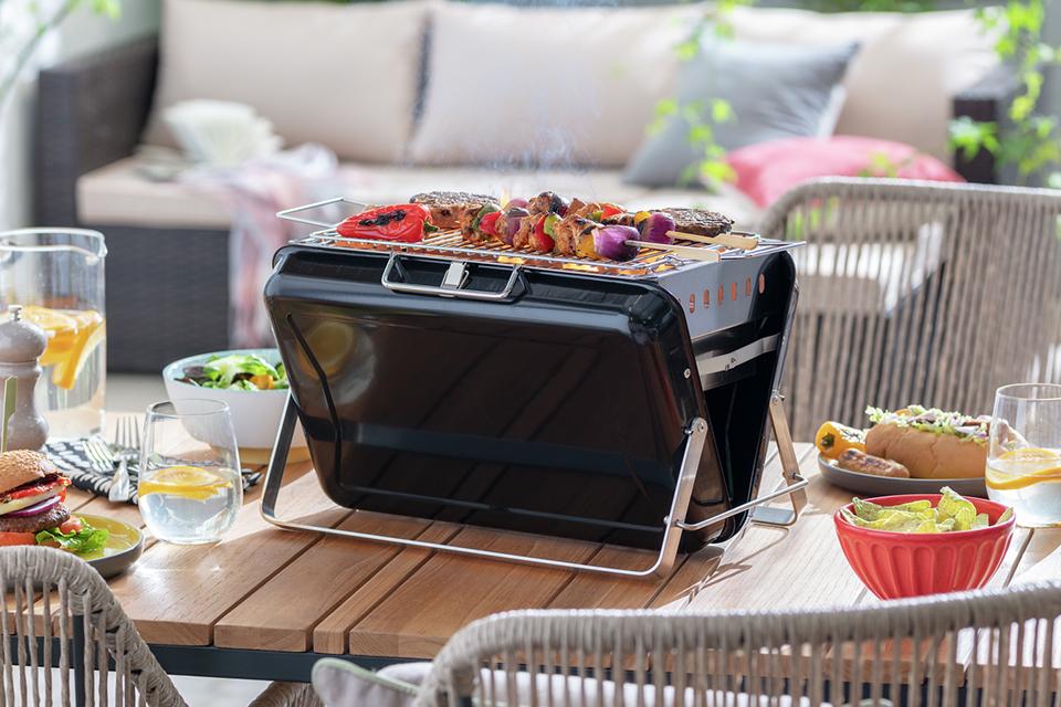 Argos Home Briefcase BBQ Cooking Grill Pack.