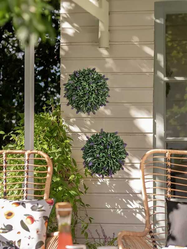 Garden decoration ideas.
