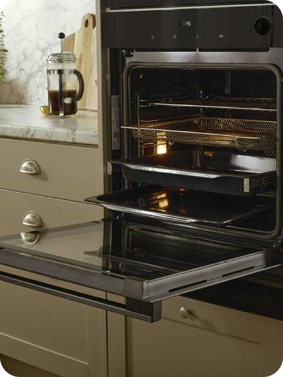 Discover applicances. From fridge freezers to coffee machines we have everything you need for your next kitchen upgrade including installation and recycling services.