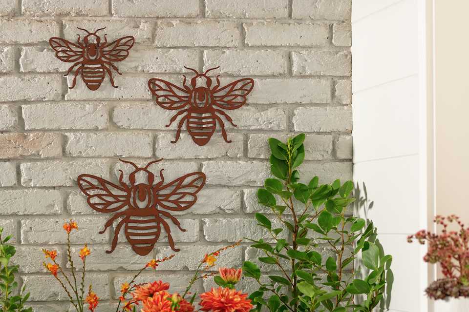 Habitat Bee Metal Garden Wall Art.