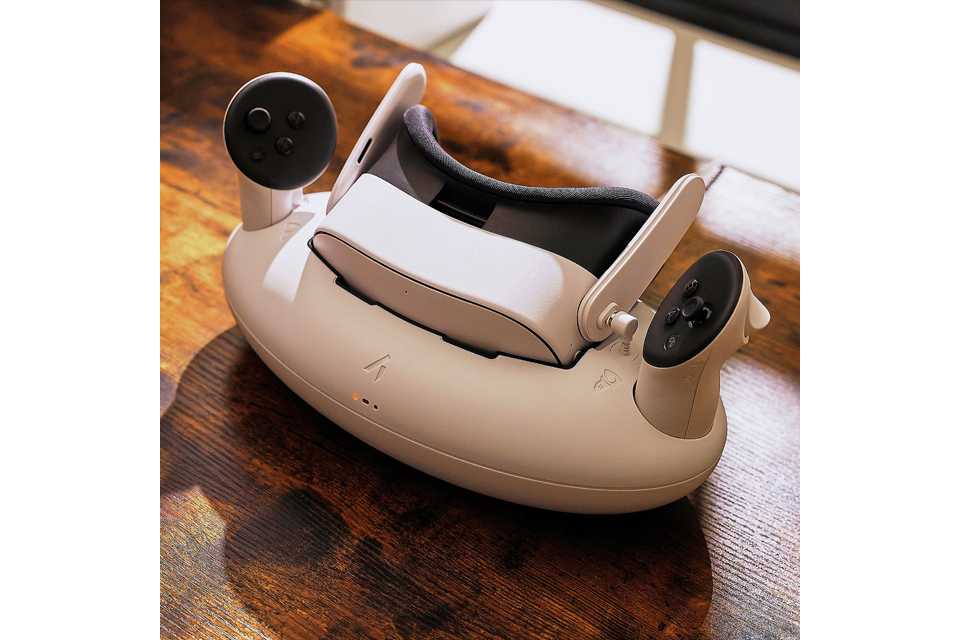 STEALTH Storage & Charging Station For Meta Quest 3S.