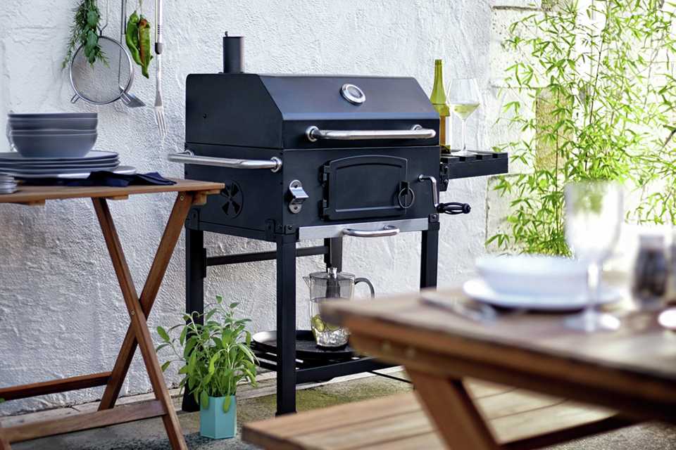 Argos Home Trolley Charcoal BBQ.