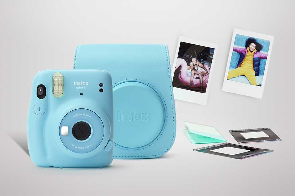 Instax mini 11 instant camera bundle for £89.99.