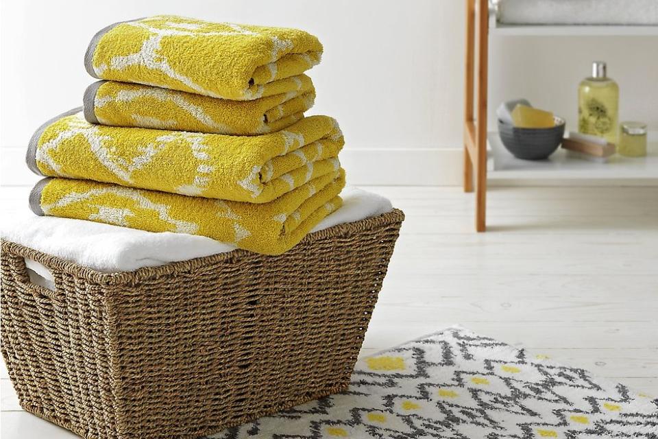How to keep towels soft.