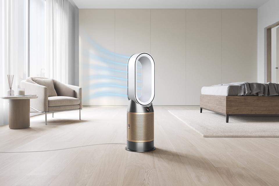 An illustration of how airflow is diverted through the back of a Dyson purifier.