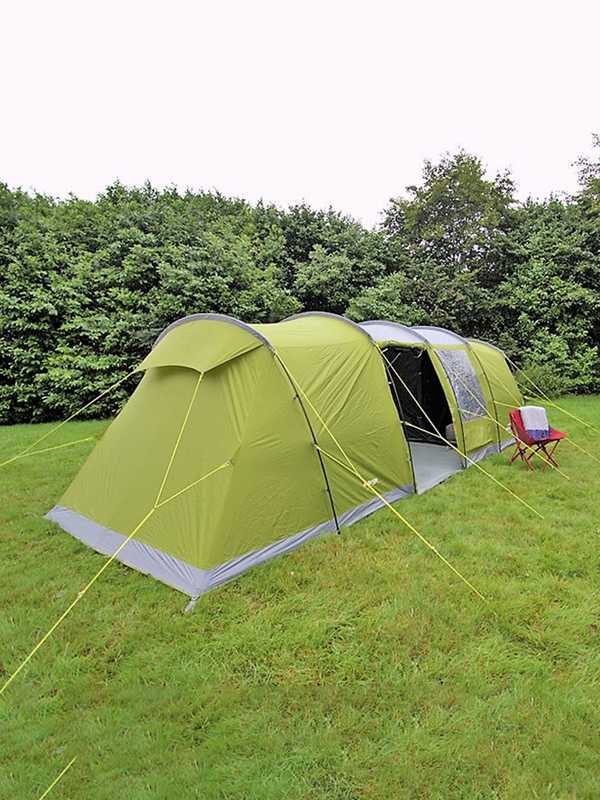 Camping essentials checklist. All the camping gear and equipment you need.