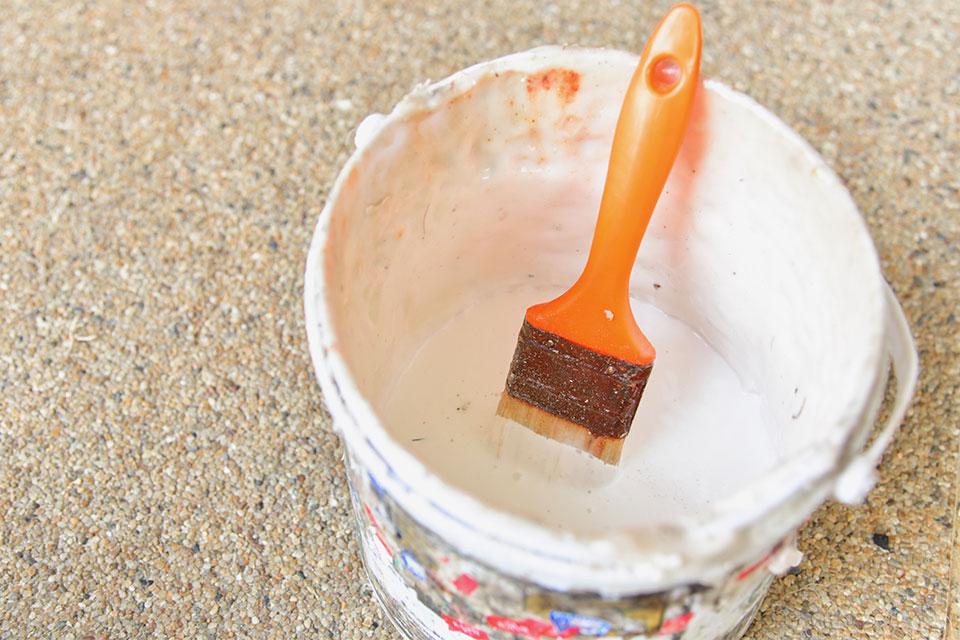 Step 3 - mix the adhesive.