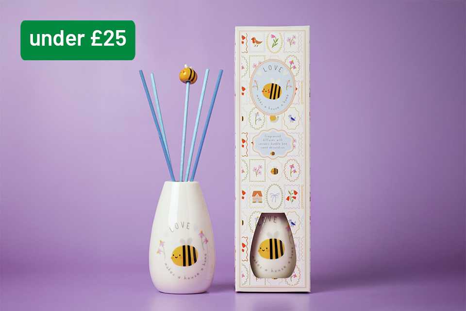 Affordable favourites to surprise and delight. Gifts under £25.