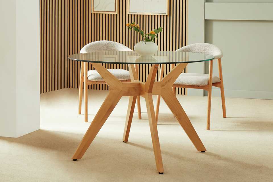 Habitat Zela Glass 4 Seater Dining Table - Natural.