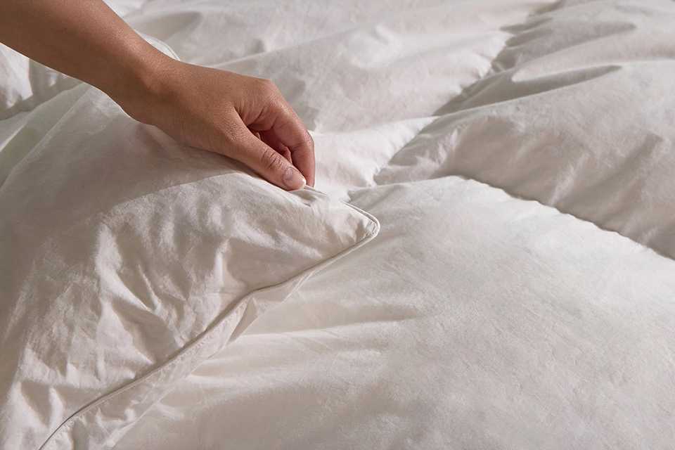 A Snuggledown Hungarian Goose 4.5 tog duvet.