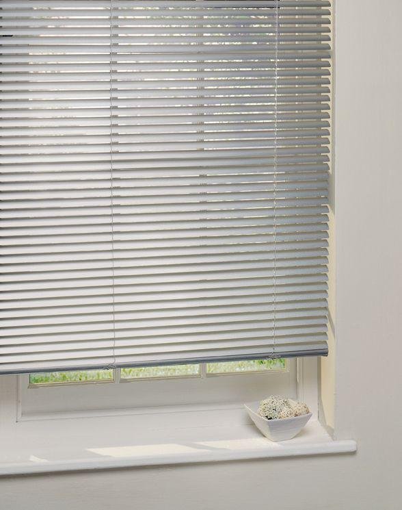 HOME Aluminium Venetian Blind - 6ft Review