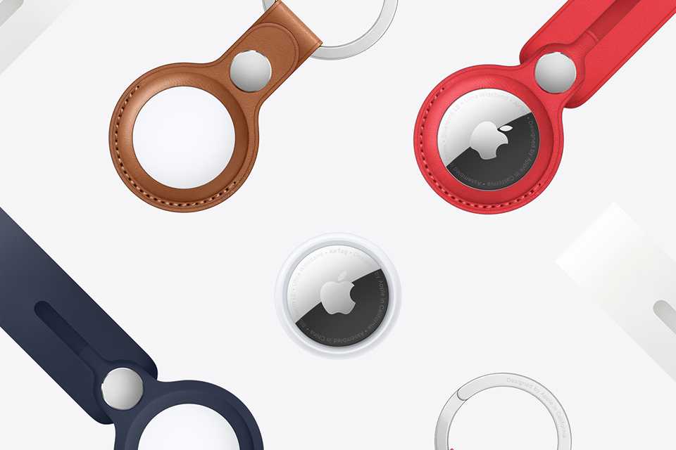 A set of Luggage Bluetooth trackers.