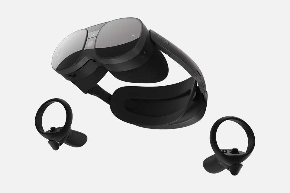 HTC VIVE XR Elite all-in-one VR.