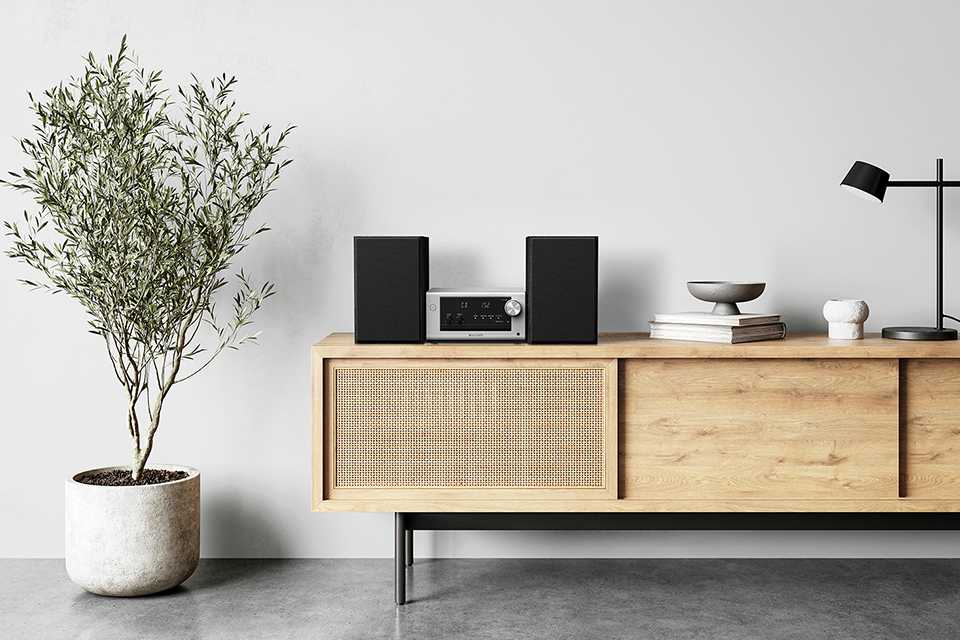 Panasonic SC-PM702 Hi-Fi with Bluetooth.