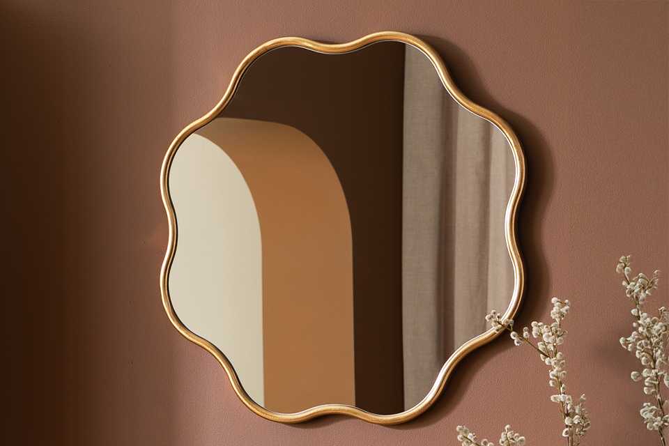 Habitat Gold Coloured Wavy Round Wall Mirror - 60x60cm.