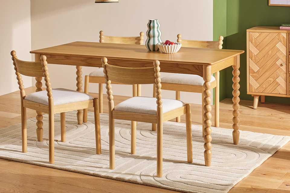 Habitat Blaire Bobbin dining table and set of 4 chairs in oak finish.