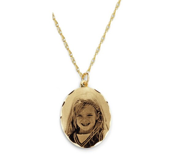 Buy 9ct Gold Precious Portraits Holographic Pendant at Argos.co.uk