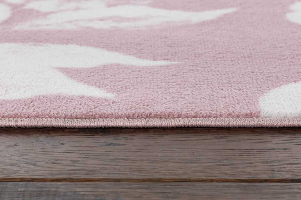 Close up edge shot of a rug.