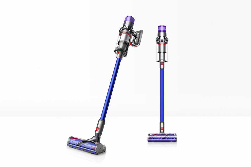 2 Dyson V11 cordless vacuum cleaners with de-teangling cleaner head.