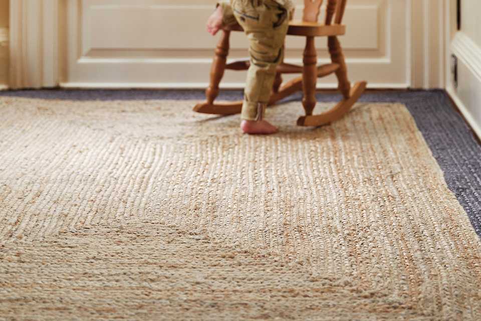 Origins Jute Border Woven Cut Pile Jute Rug.