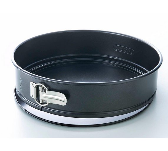 Buy Pyrex Classic 20cm Metal Springform Cake Tin at Argos.co.uk Your