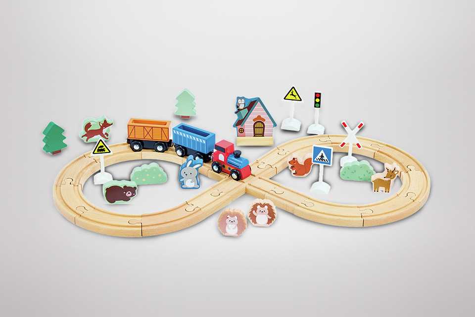Chad Valley Alfie And Jo Wooden Train Set.