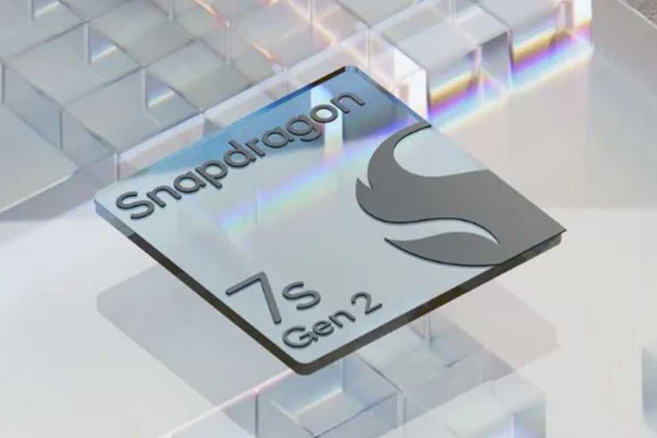 Snapdragon® 7s generation 2 processor graphic.