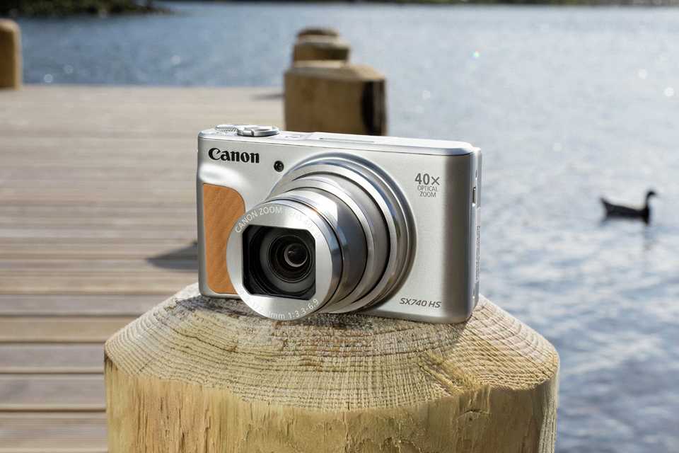 Capture the colours of autumn with our lastest camera collection.
