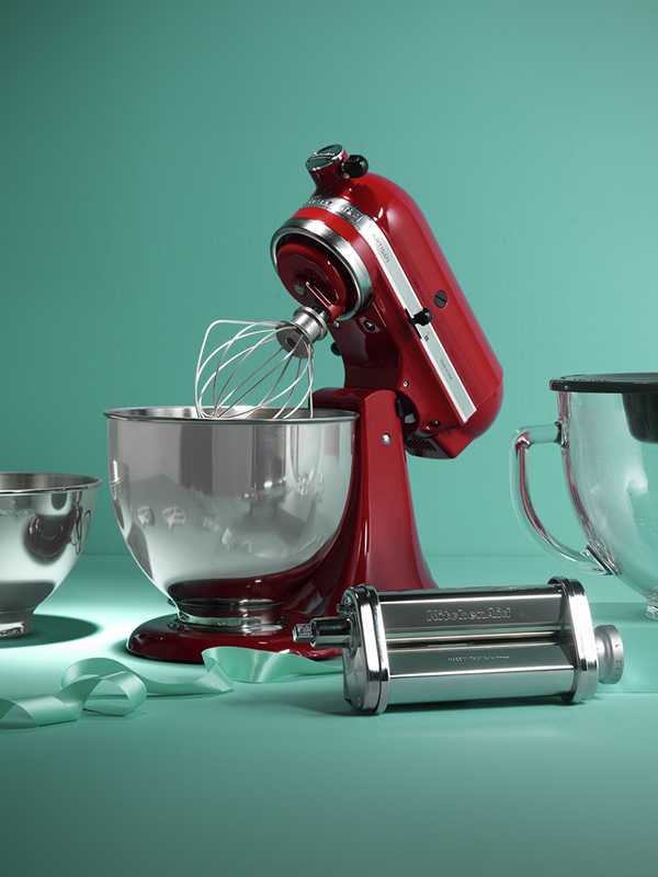 Everything you knead for baking season. Bake like a pro with our mixers, blenders and more.