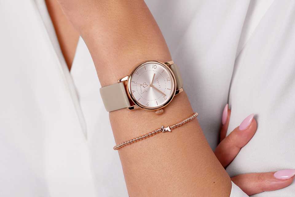 Radley Praire Pink Leather Strap Watch and Bracelet Set.