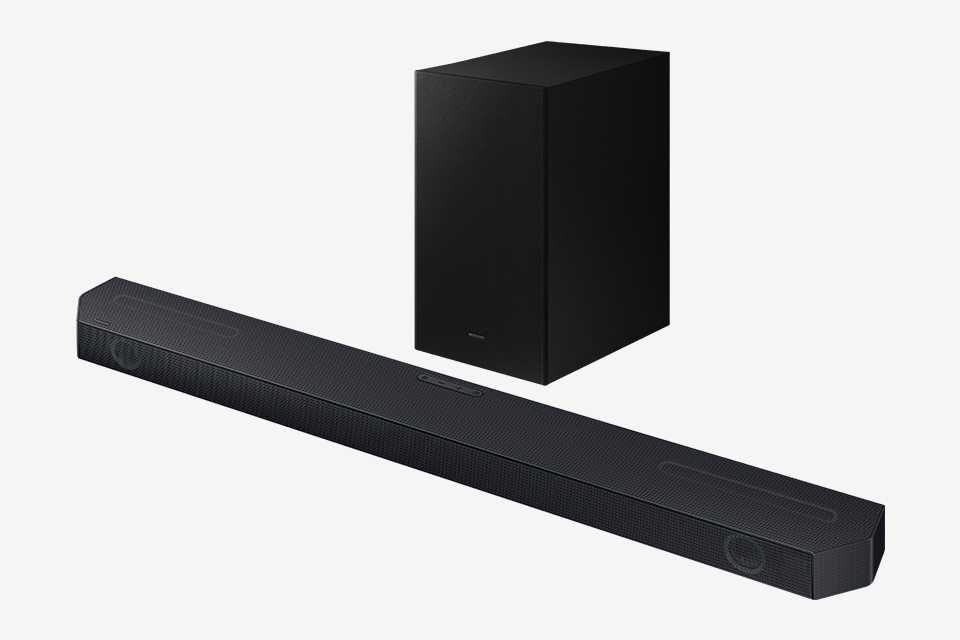 Samsung Q600C Q-Symphony Soundbar.