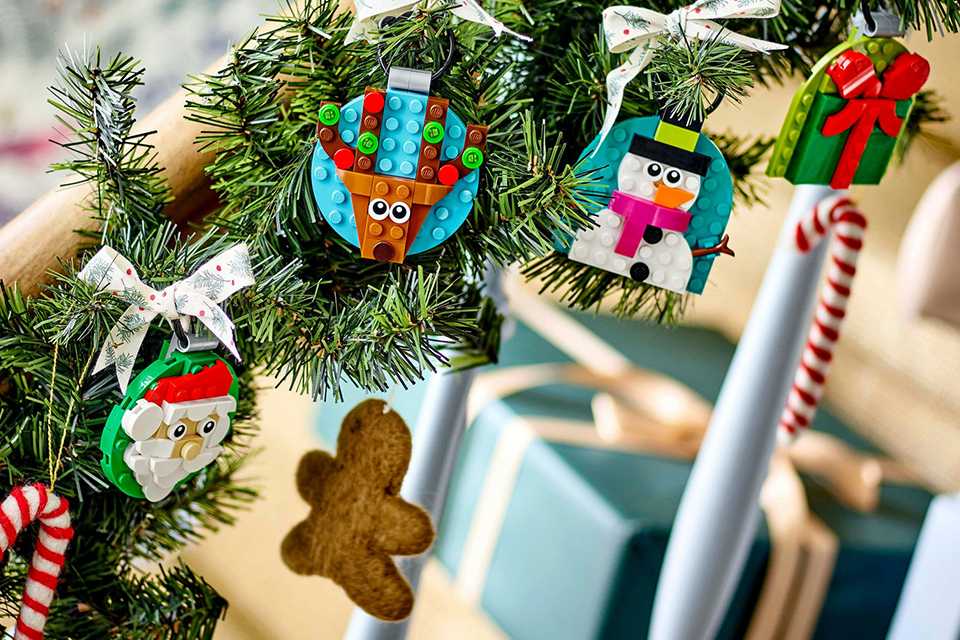 Shop our Christmas toys! From Christmas LEGO® to Elf on the Shelf.
