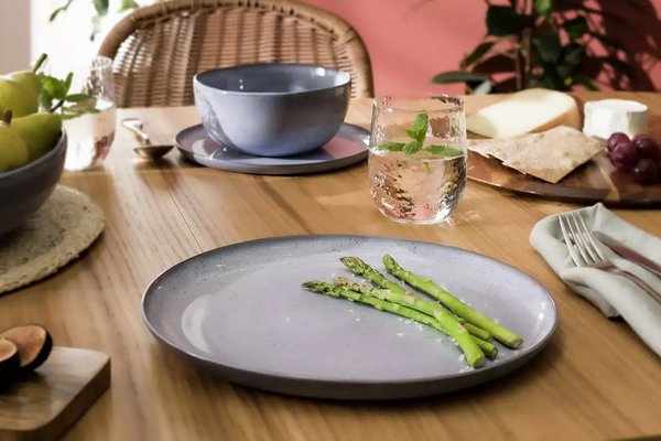 Save 25% on selected homewares with code HOME25. Includes cookware and tableware. Shop now.