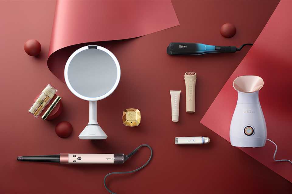 Christmas gifting. Treat them to a salon worthy hairstyle from the comfort of their home.
