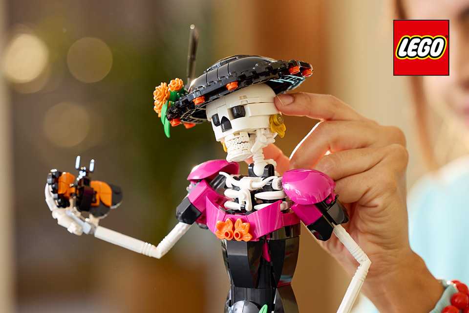 The Big Red Event. Save up to a 1/3 on selected LEGO®. Your Halloween build awaits.