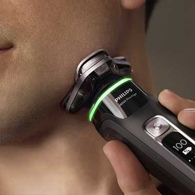 Philips I9000 Wet & Dry Electric Shaver.