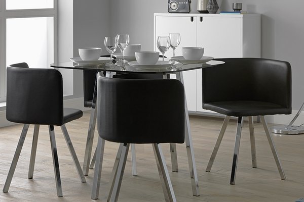 Spend £100 on selected indoor furniture & save 20% using code FURN20.