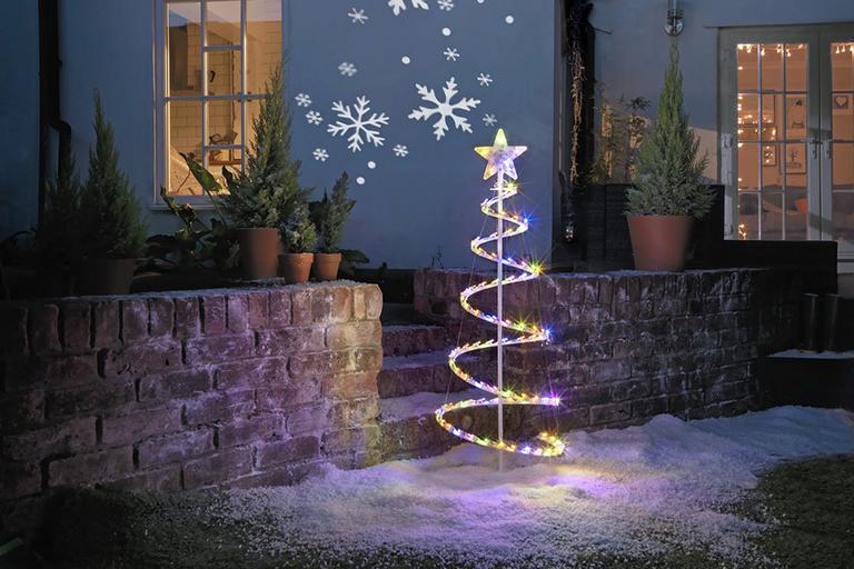 Outdoor Christmas lights & decoration ideas.