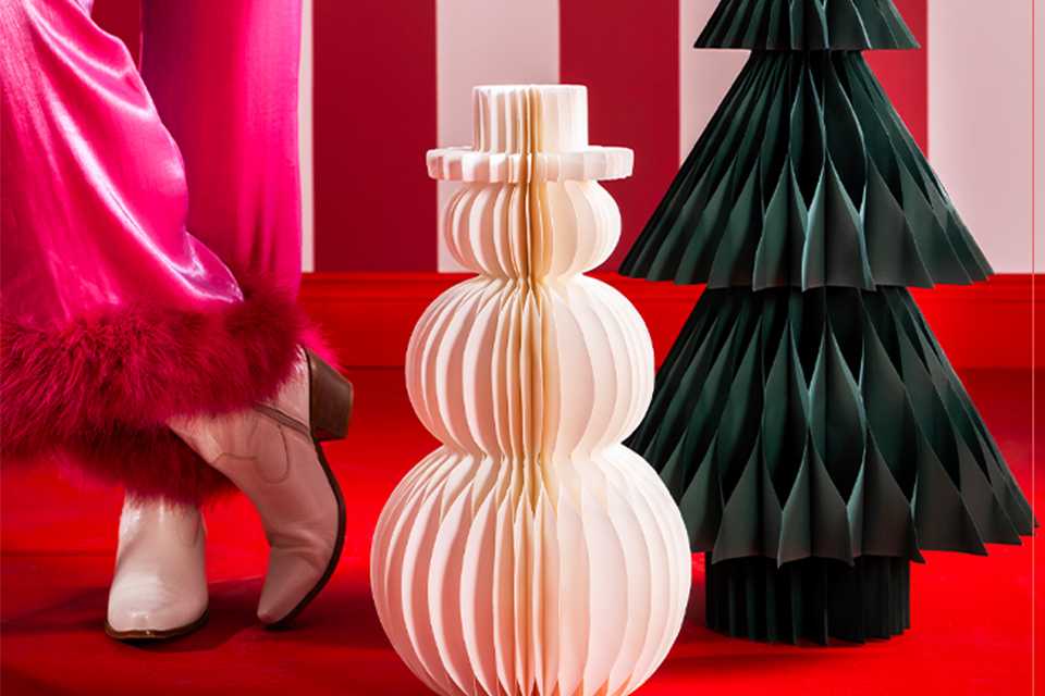 Christmas homewares & accessories.