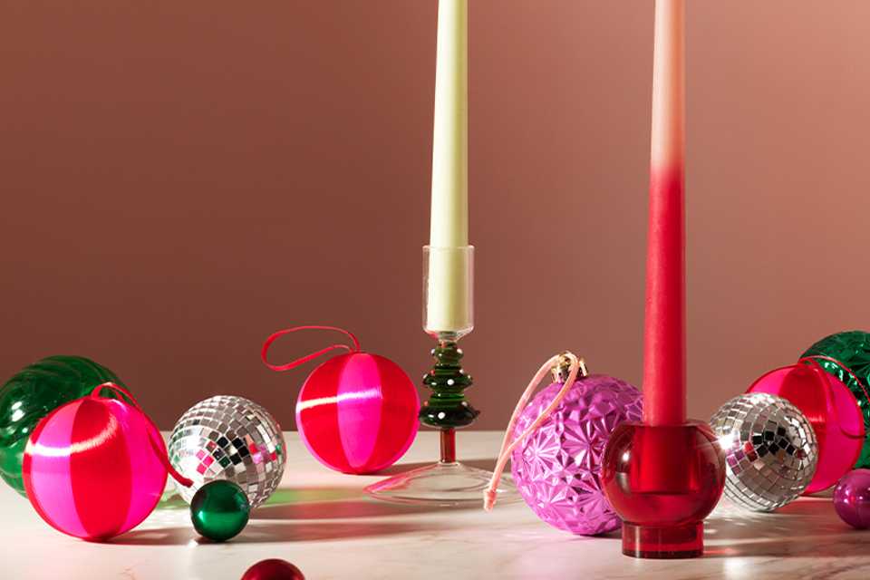 Candles & home fragrance.