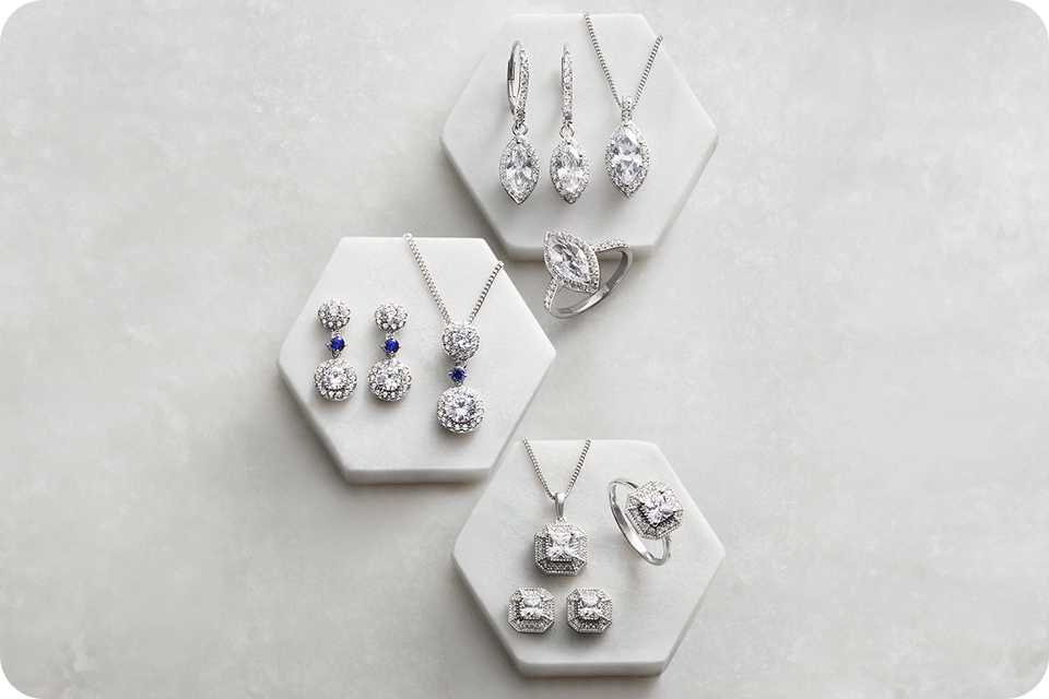 Save up to 40% on selected jewellery & watches.